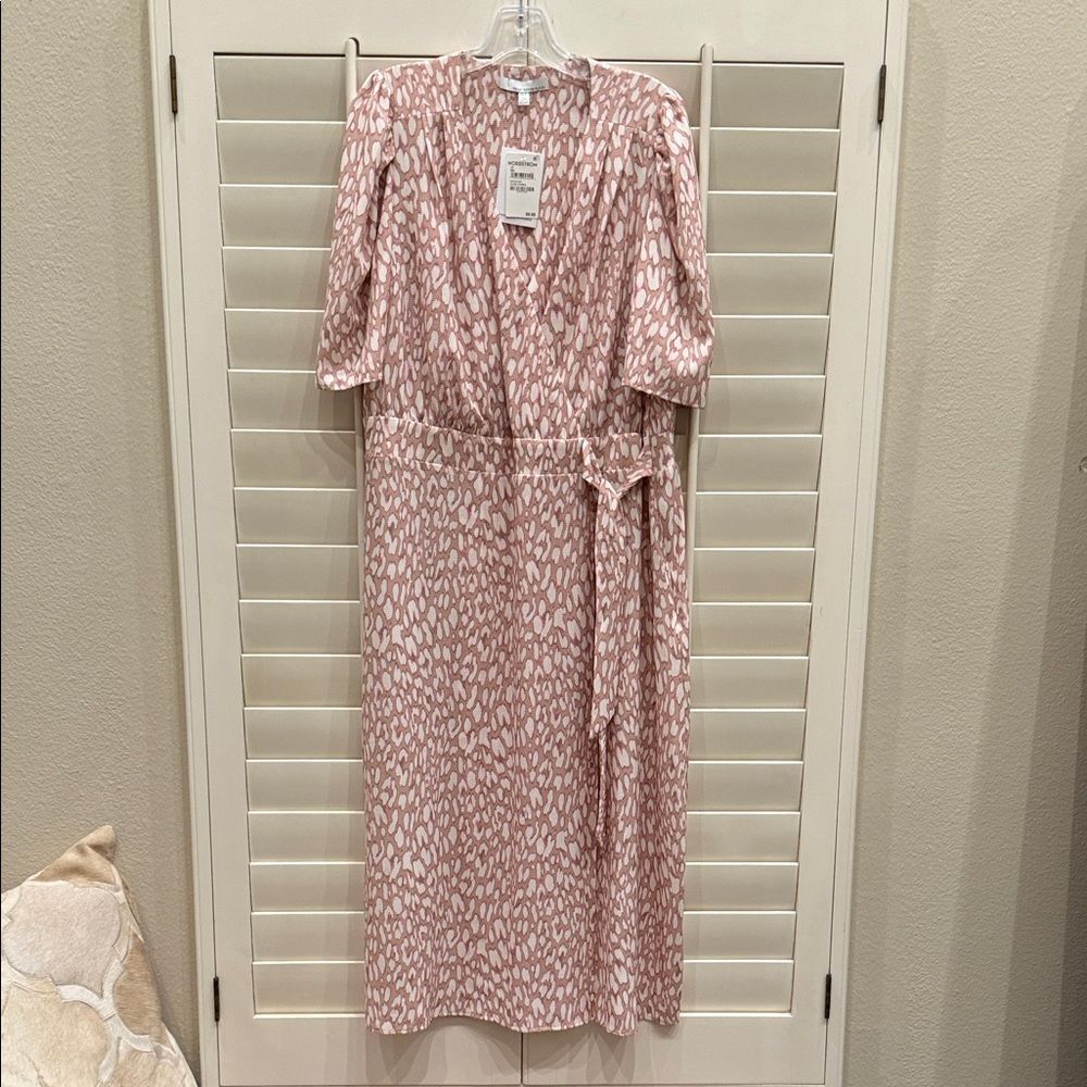 Chic Pink Patterned Midi Dress By Fourteenth Place